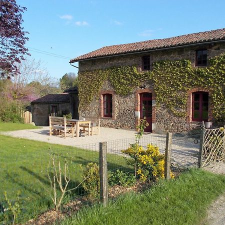 Terre Et Eau Gite Sevremont La Flocelliere Exterior photo